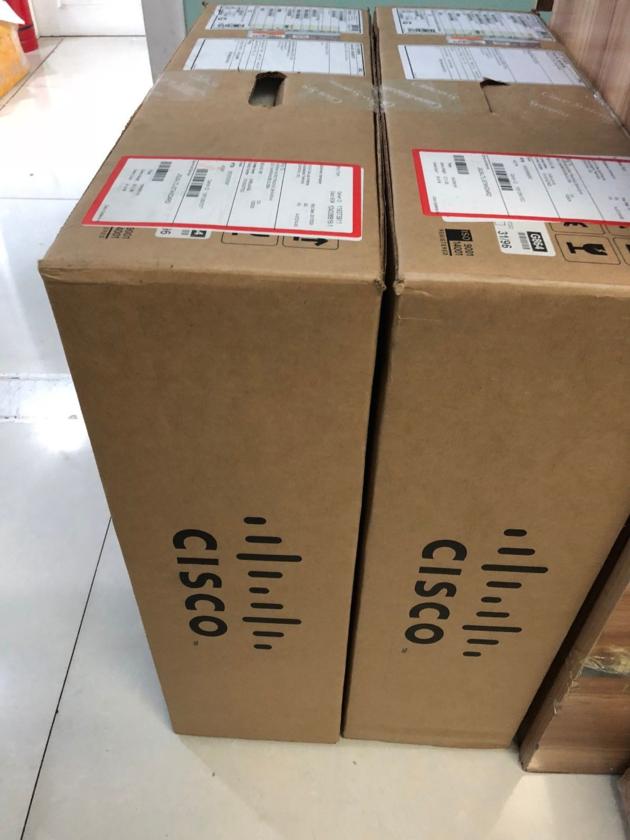 N3K-C3172TQ-32T Nexus 3172-T, 32 x 10GBase-T and 6 QSFP+ ports