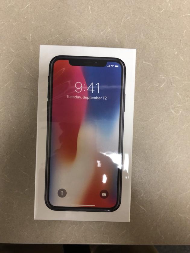 Apple iPhone X - 64GB - Space Gray (Unlocked) A1865