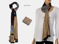 fashionable scarf 