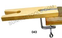 BENCH PIN WITH CLAMP