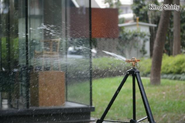Metal Pulsating Water Sprinkler On Telescopic