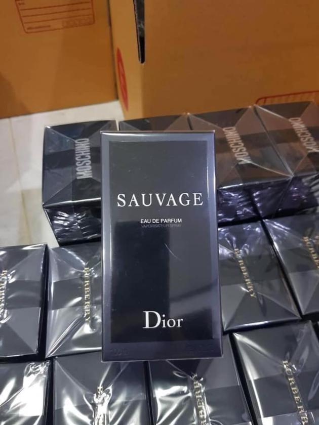 CHANEL ,Valentino ,Gucci  , dior ,Maison Margiela perfumes for wholesale 