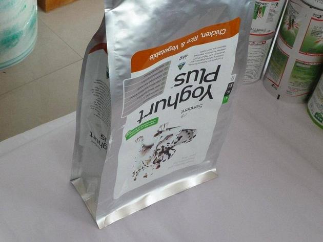 Vivd Printing Effect Stand up Pet Food Ziplock Packaging Bag