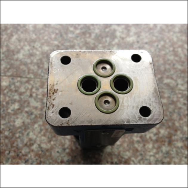 Rexroth Flow Control Valve R900205527 2FRM6B76