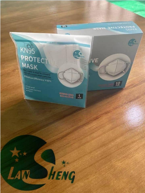 KN95 face mask
