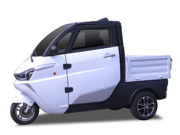 Three wheels electric vehicle for cargo