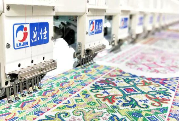 LJ-630 Computer High speed embroidery machine