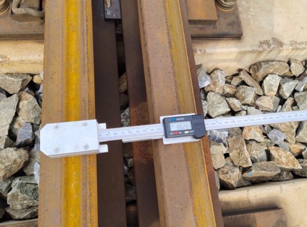 Rail Opening Gauge
