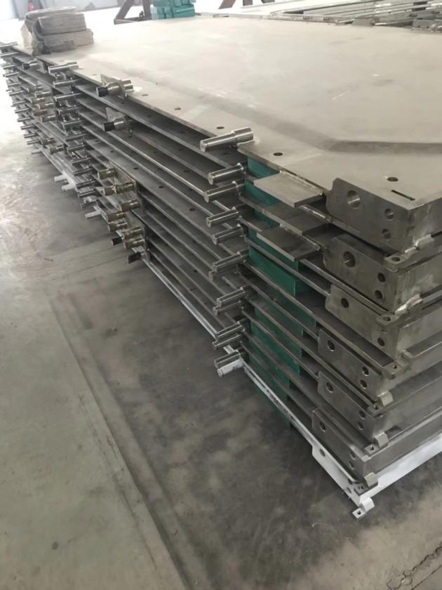 Industrial metal filter plates for tower filter presses