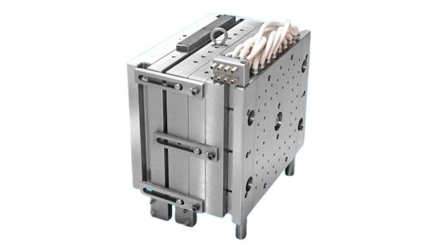 DISPOSABLE SYRINGE MOLD