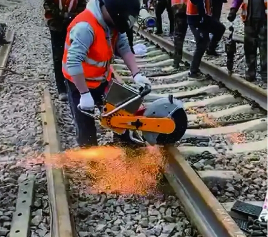 Lithium Battery Rail Cutting Machine