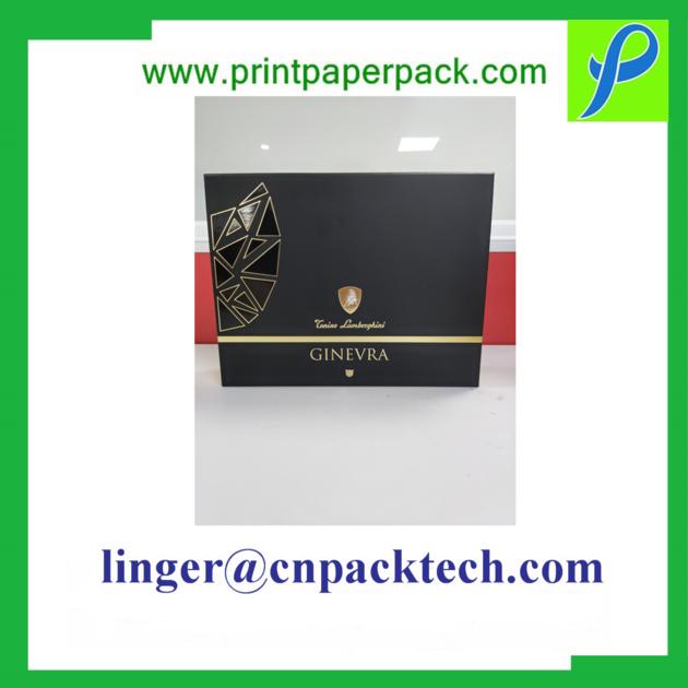 Tailor-Made Paper Clip Gift Box with Magnet Closure for Cosmetic Set