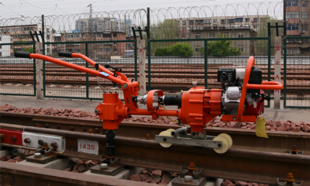 NLB 600 Uniwersal Power Wrench