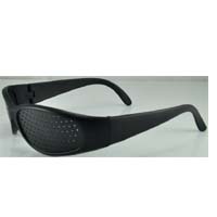 pinhole glasses