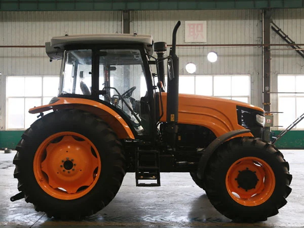 WHEELED TRACTOR