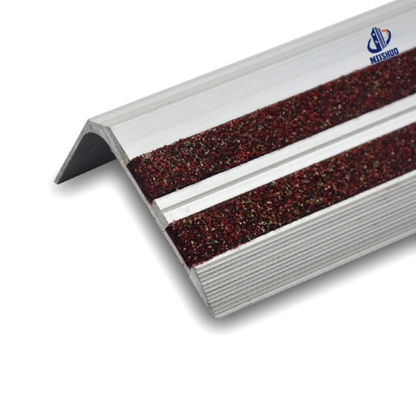Standard self adhesive anti-skidding laminate aluminum stair nosing strips