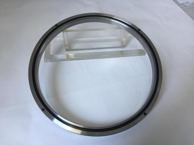 Cross roller bearing