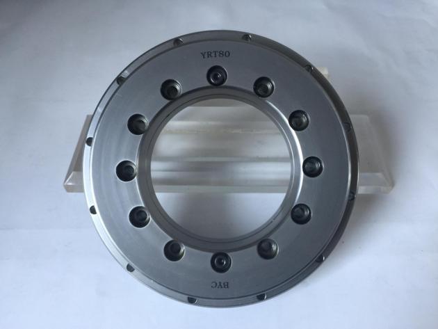 Rotary table bearing