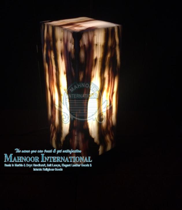 ONYX / CALCITE LAMP