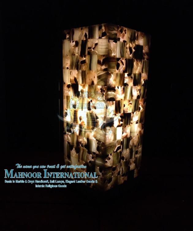 ONYX / CALCITE LAMP