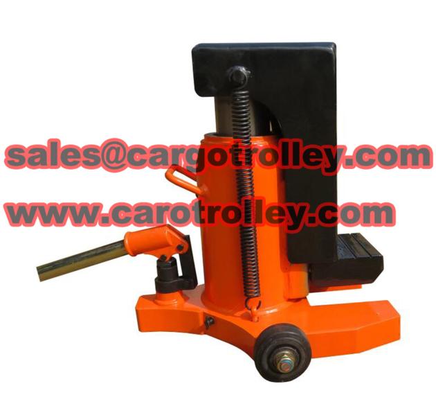 Hydraulic jack rotate flexiblly