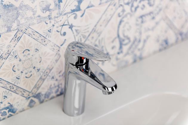 Novara basin faucet