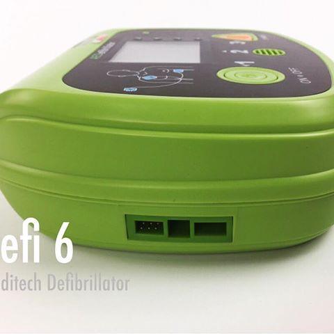 Defibrillator