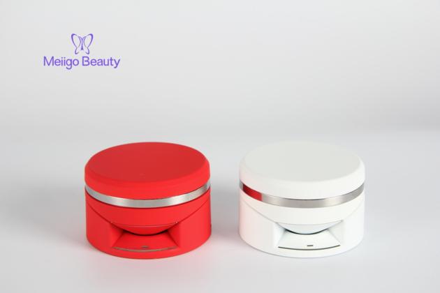 Multifuction Ultrasound Vibration Photon Beauty Device