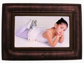 Digital Photo Frames