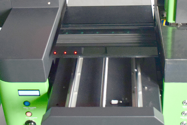 UV Flatbed Printer