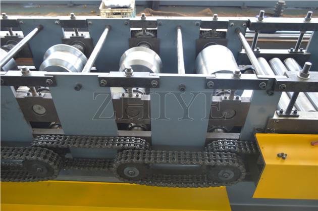 Z Purlin Roll Forming Machine And