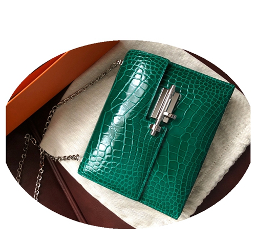 Chain Latch Bag Crocodile Pattern 2022