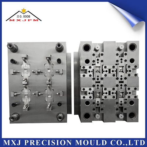 Protective Casing Plastic Injection Mold for Automobile Oil System