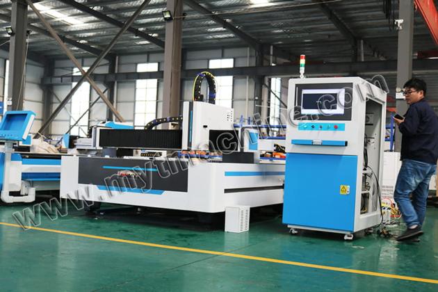 CNC Metal Fiber Laser Cutting Machine