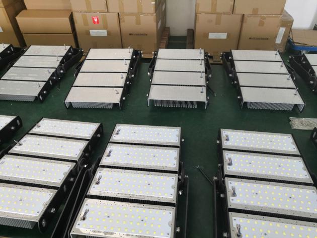 G Series Flood Light