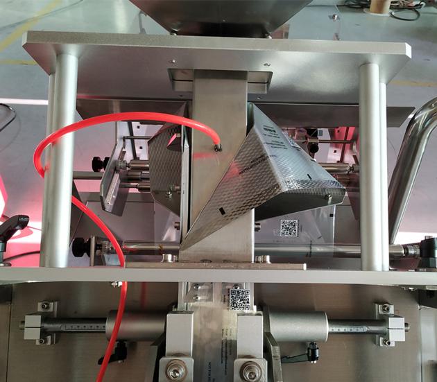 true quad seal bag declining filling and packaging machine