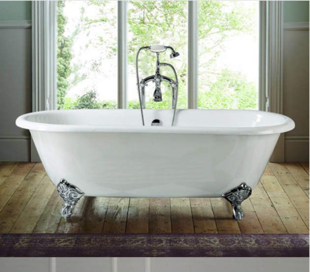 clawfoot cast iron bathtub