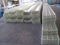 FRP skylight sheet with excellent weather capability
