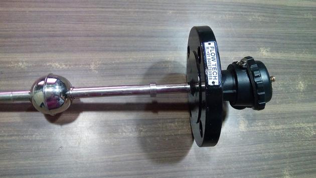 TOP MOUNTED LEVEL SWITCHES