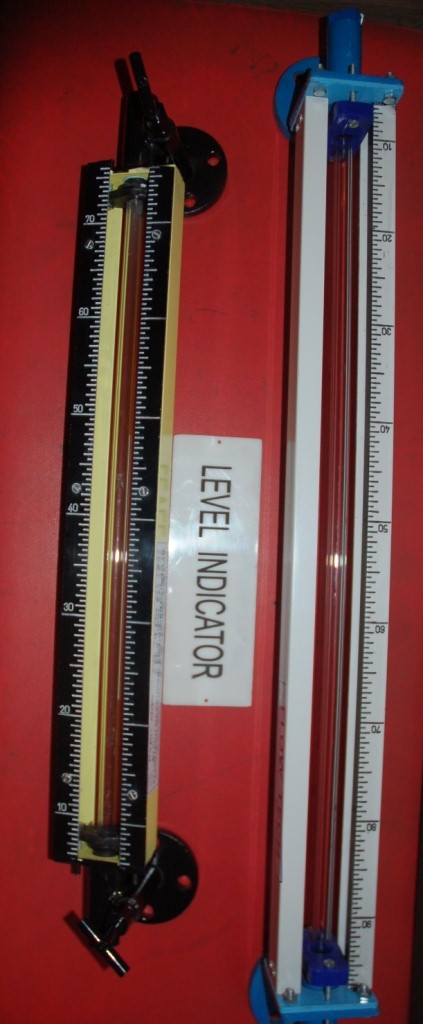 TUBULAR LEVEL INDICATER