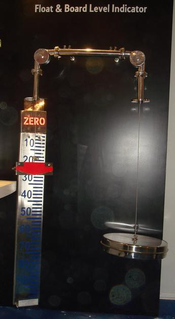 LEVEL GAUGE