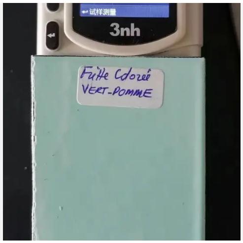 China Titanium Lake Blue Enamel Frits in Good Price Factory Direct Sales