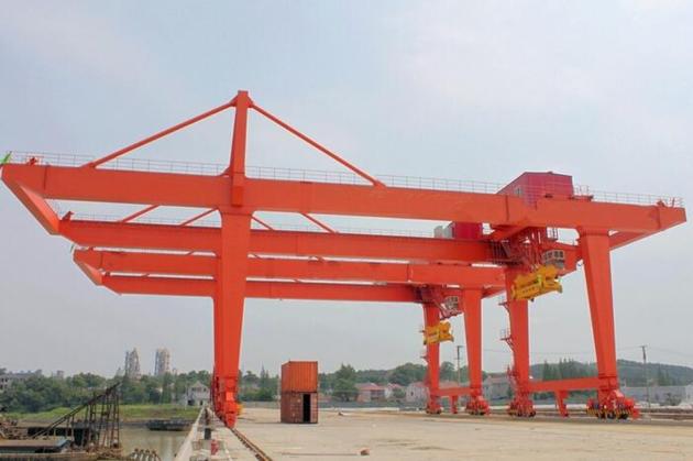 Double Girder Gantry Crane With 30ton