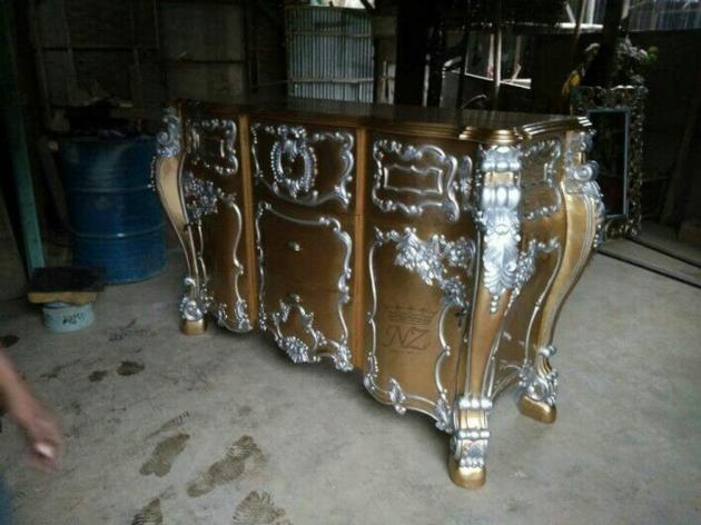 Giant Sideboard Classic