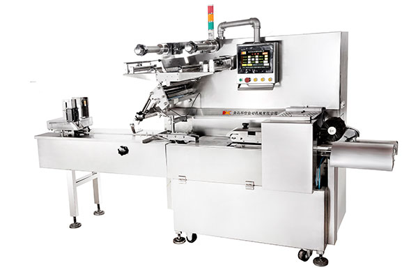 Single lane ultrahigh-speed medicine board pillow wrapping machine