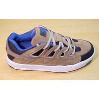 Skateboard Shoes: HT2575