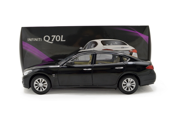 2014 Infiniti Q70L Die Cast Model