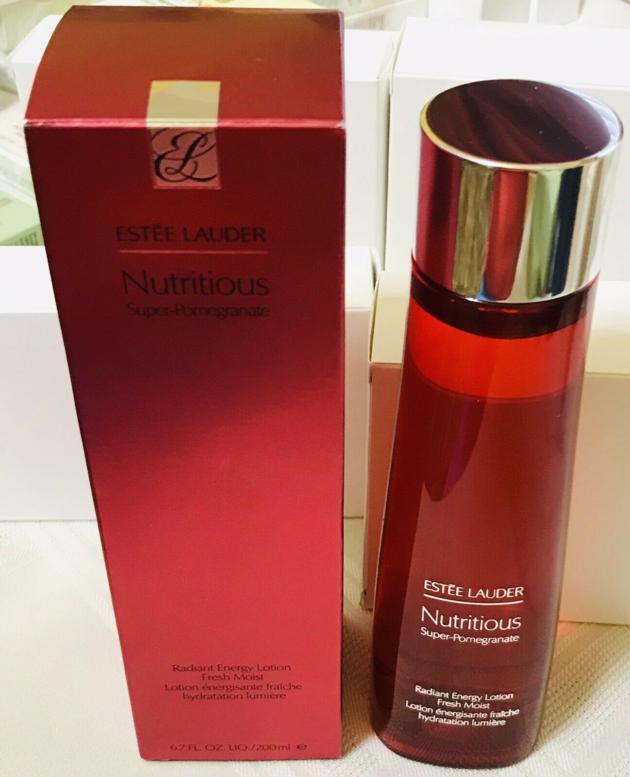 Estee Lauder Nutritious Super Pomegranate Radiant Energy Lotion