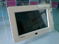 digital photo frame