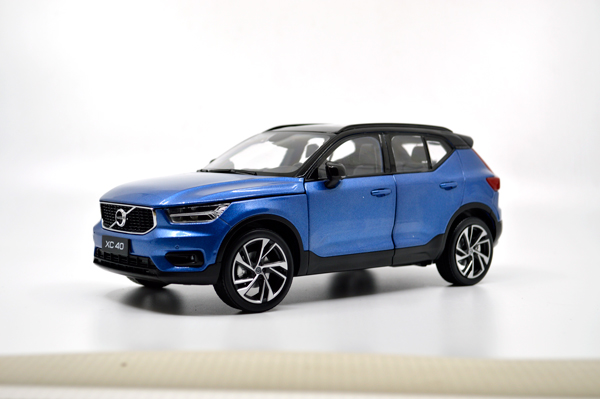 1:18 Volvo XC40 2018 Diecast Model car